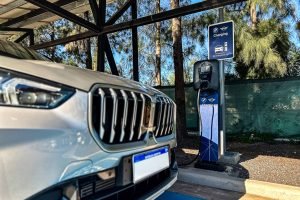 P90613128_highRes_cargadores-bmw-charg